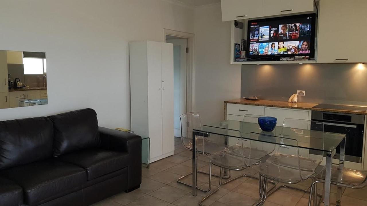 Acushla Accommodation Esplanade Living Self Check-In Self Check-Out West Beach Ngoại thất bức ảnh